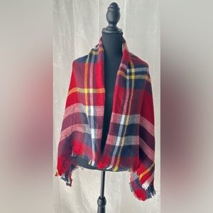 ✨Just Fab Plaid Blanket Scarf 🧣. Good/Fair condition✨